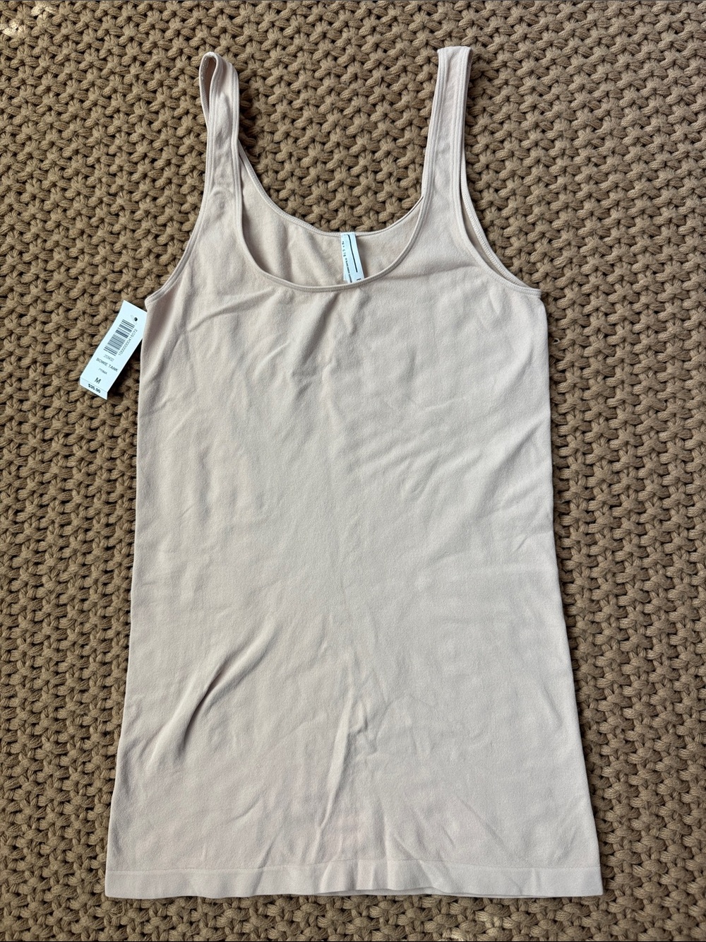 NWT Aritzia Babaton Bowie Tank Top in Prima Beige Size Medium
